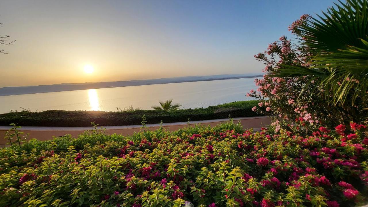 Comfy Stays Sea View Apartments At Deadsea Samarah Resort- Families & Couples During Weekends & Public Holidays Sweimeh Exterior photo