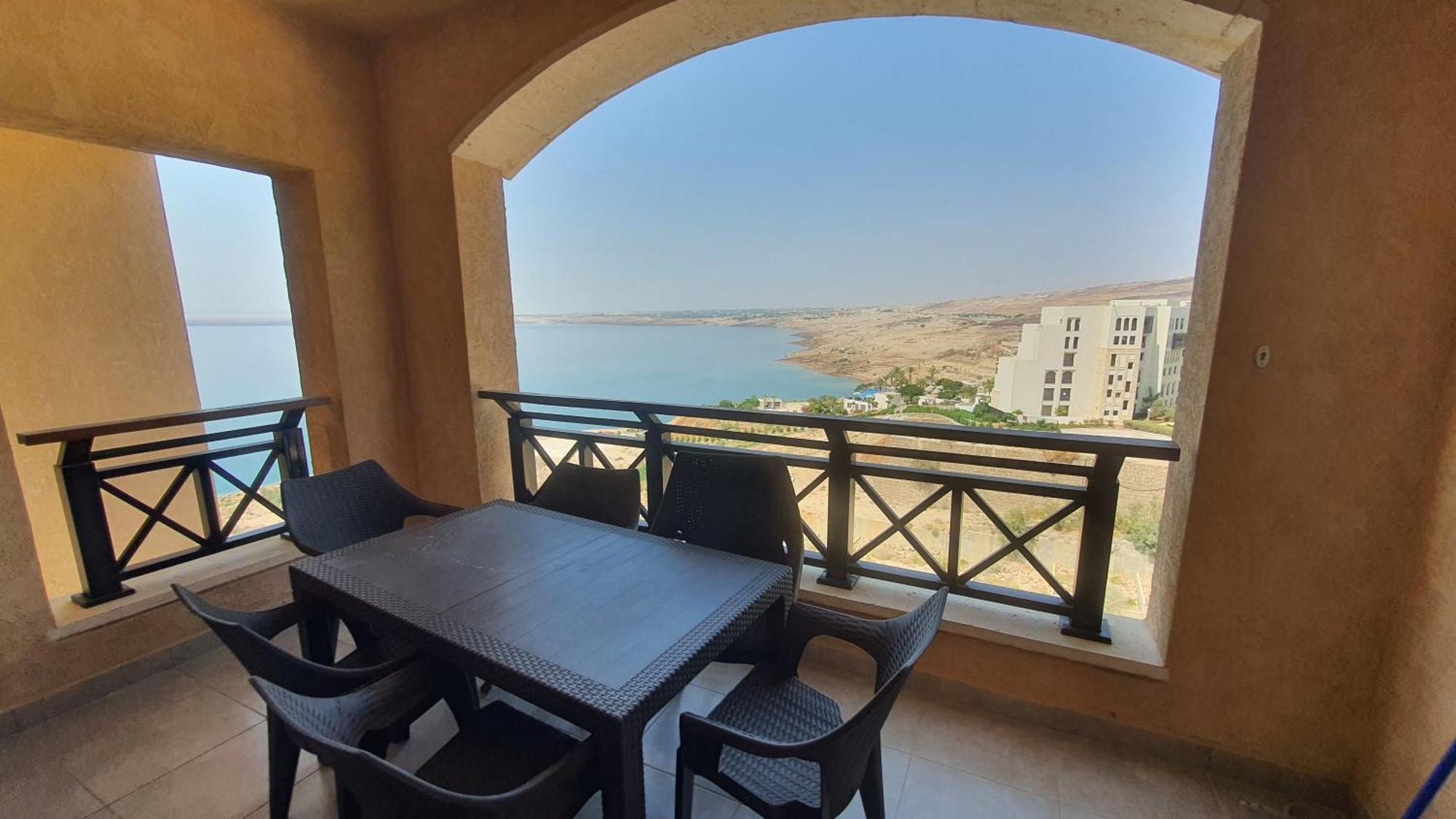 Comfy Stays Sea View Apartments At Deadsea Samarah Resort- Families & Couples During Weekends & Public Holidays Sweimeh Room photo